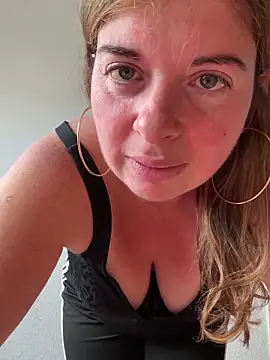 Lombada online show from 09/28/25, 08:31