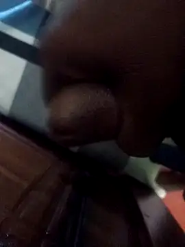 Snapshot of sadunt chatting on 01/25/25, 06:23 sadunt online show from 01/25/25, 06:23