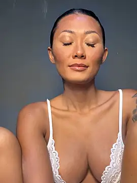 thai-dreamgirl online show from 02/10/26, 11:03