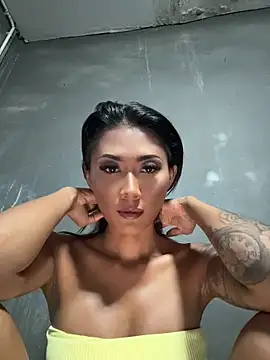 thai-dreamgirl online show from 04/27/26, 11:30