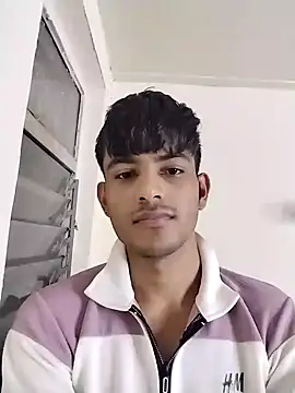 Snapshot of kingkartik7 chatting on 02/06/25, 04:14 kingkartik7 online show from 02/06/25, 04:14