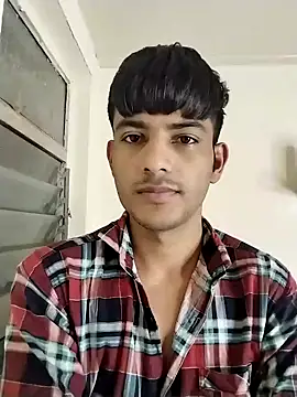 Snapshot of kingkartik7 chatting on 02/08/25, 03:42 kingkartik7 online show from 02/08/25, 03:42