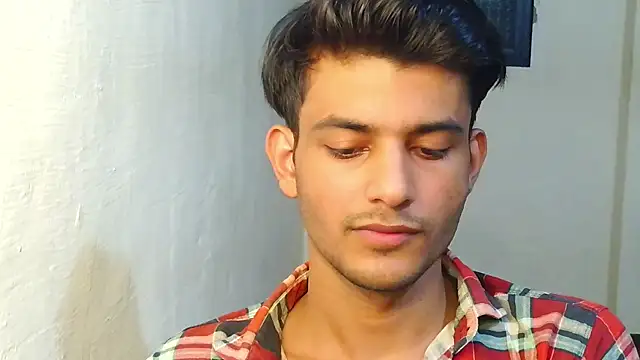 Snapshot of kingkartik7 chatting on 10/07/25, 05:43 kingkartik7 online show from 10/07/25, 05:43