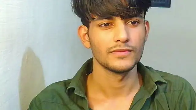 Snapshot of kingkartik7 chatting on 10/14/25, 02:40 kingkartik7 online show from 10/14/25, 02:40