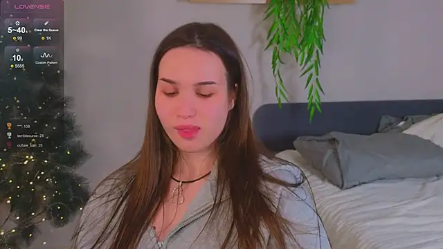 Snapshot of Roxie_Mils chatting on 01/08/25, 06:31 Roxie Mils online show from 01/08/25, 06:31