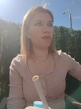 EvaRush online show from 04/06/26, 12:17