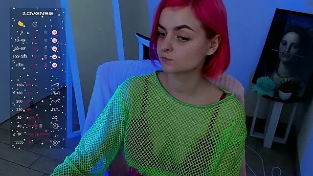 Fire Bestie online show from 12/03/24, 02:05