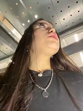 Chloe  Moon online show from 12/13/24, 09:20