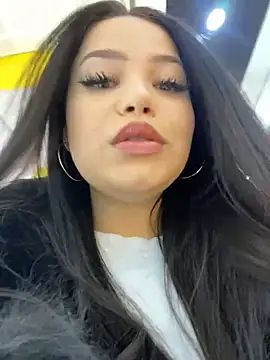 Chloe  Moon online show from 01/03/25, 10:09