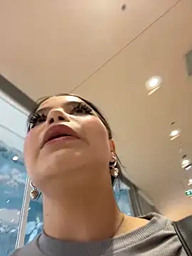 Chloe  Moon online show from 03/09/25, 09:24