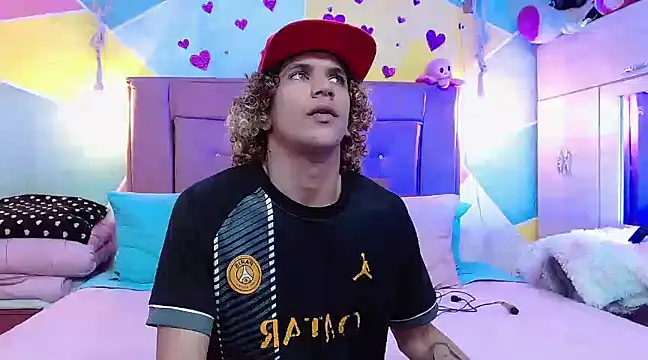 Snapshot of tylor_boy chatting on 03/15/25, 02:56 tylor boy online show from 03/15/25, 02:56