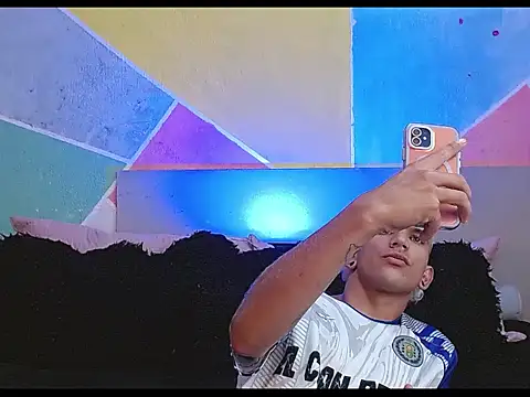 tylor boy online show from 02/22/26, 02:45