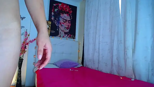 Snapshot of vane_19 chatting on 02/09/25, 04:18 vane 19 online show from 02/09/25, 04:18