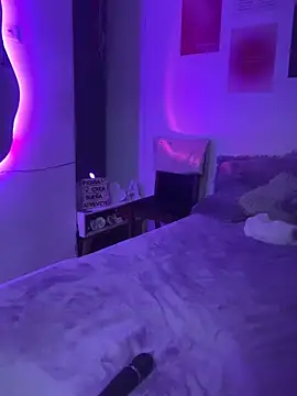 Snapshot of angie_bigboobs_ chatting on 11/04/25, 01:27 angie bigboobs online show from 11/04/25, 01:27