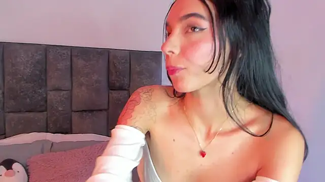 Snapshot of reallyfrost chatting on 01/08/25, 01:53 reallyfrost online show from 01/08/25, 01:53