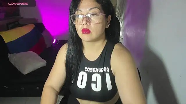 jessicarabbit 1 online show from 07/04/26, 04:07