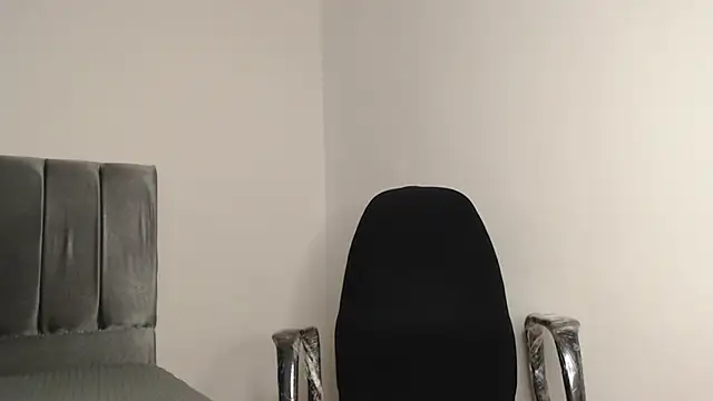 Snapshot of alex-lover chatting on 10/05/25, 01:26 alex-lover online show from 10/05/25, 01:26