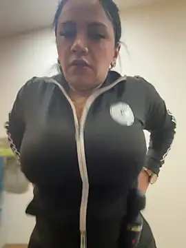 Milff parkerrr online show from 01/15/25, 06:29