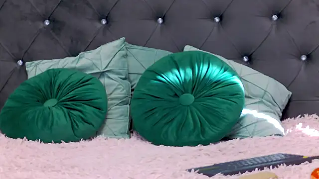 AlexissTexass online show from 02/26/25, 10:58