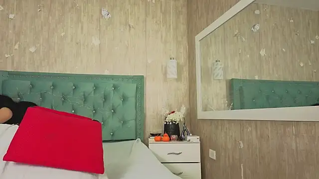 Marcelaa fox online show from 11/13/25, 07:24