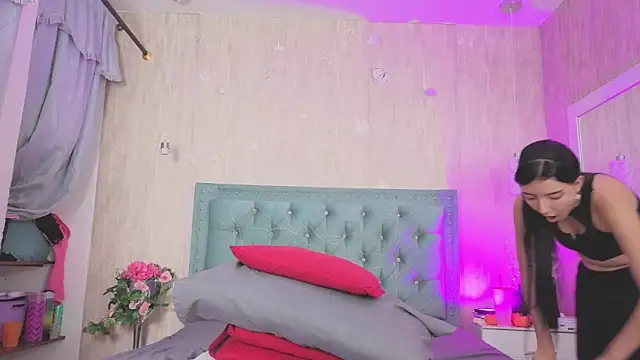 Marcelaa fox online show from 11/18/25, 08:24