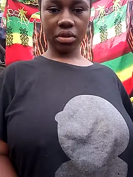 Sassy boobs21 online show from 03/30/26, 04:02