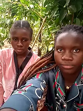 Black juicy24 online show from 02/02/25, 02:34