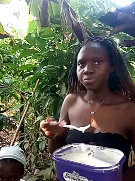 Black juicy24 online show from 02/03/25, 03:06