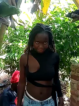 Black juicy24 online show from 02/08/25, 09:13