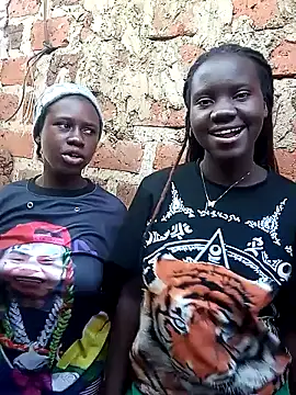 Black juicy24 online show from 02/13/25, 06:09