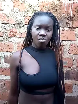 Black juicy24 online show from 02/18/25, 06:26