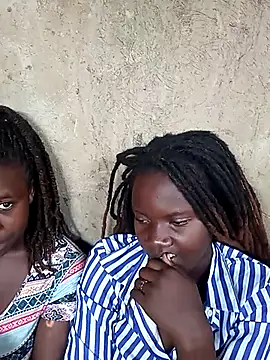 Black juicy24 online show from 03/02/25, 12:22