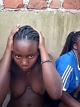 Black juicy24 online show from 03/04/25, 12:33