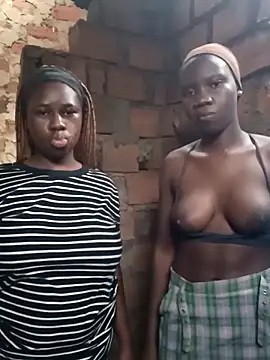 Black juicy24 online show from 10/06/25, 04:32