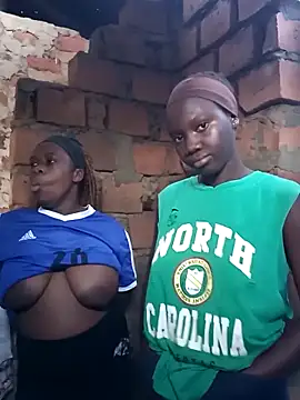 Black juicy24 online show from 10/08/25, 04:32