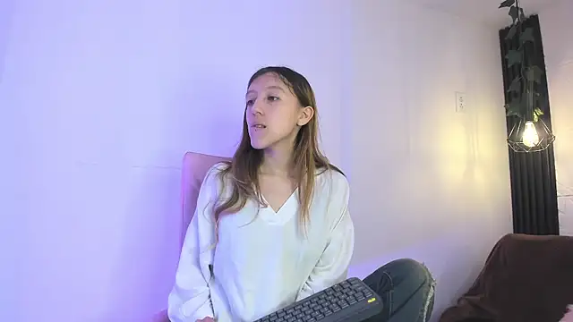 BLAIR AND BRIAR online show from 12/01/25, 02:11