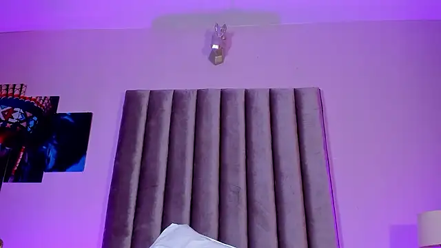 Isabella Flowers online show from 03/21/26, 09:03