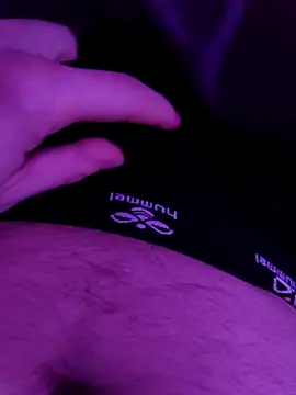 Snapshot of poldek38 chatting on 02/09/25, 01:22 poldek38 online show from 02/09/25, 01:22