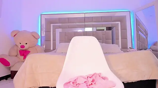 Hanna fost online show from 03/08/25, 03:56