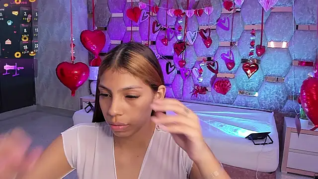 LunaAridi online show from 02/05/26, 09:41