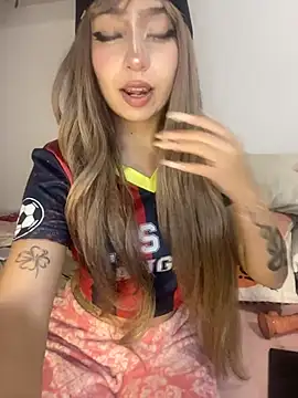 lunaapppp online show from 04/08/26, 03:39