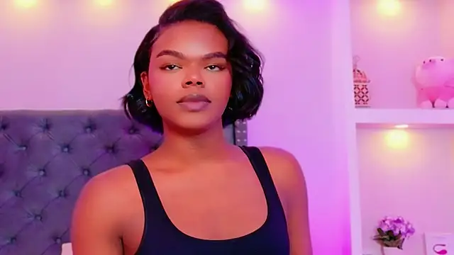 CamiEstrada online show from 09/15/25, 12:10