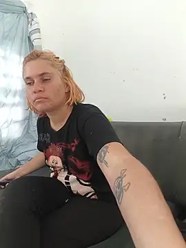 Scarlett-Leh online show from 05/20/26, 06:36