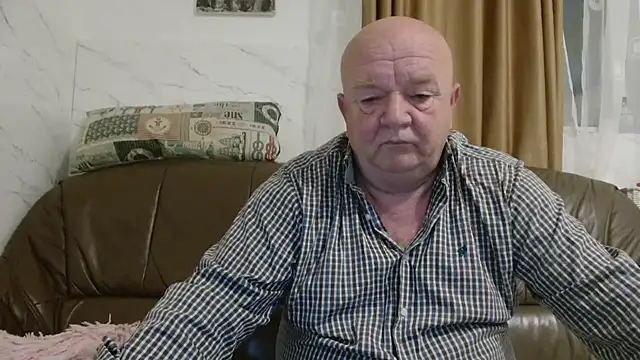 fullballs6 online show from 10/29/25, 03:53