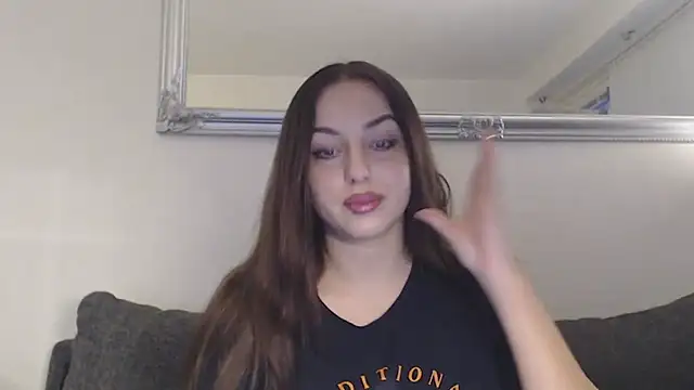 courtneyPerfect online show from 12/17/24, 02:55