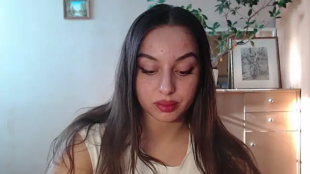 courtneyPerfect online show from 01/27/25, 10:49