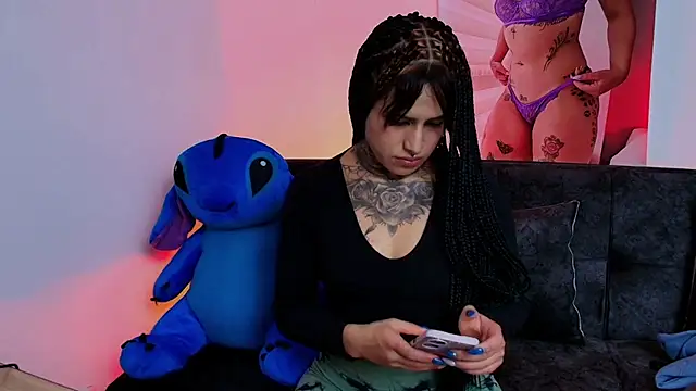 TinnaDawsom online show from 02/13/25, 11:47