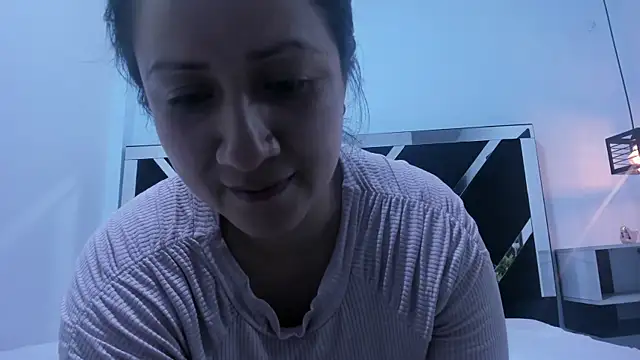 Ambber moon online show from 02/06/25, 03:59