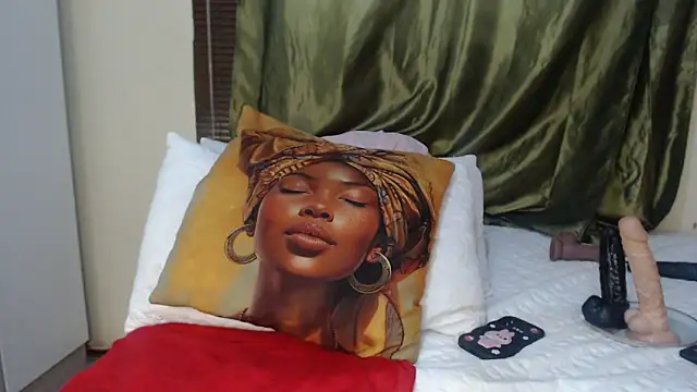 Foxybrownxx1 online show from 04/02/26, 07:00