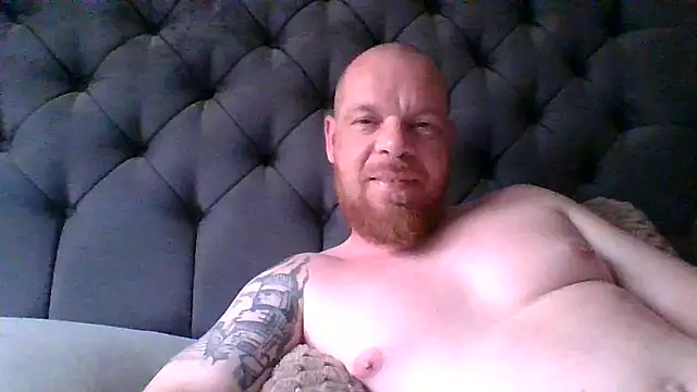 deedeep123456 online show from 08/03/26, 05:27